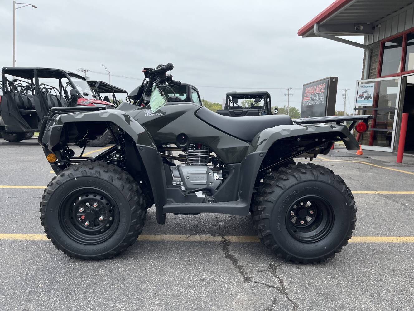 A photo of this 2026 Honda FOURTRAX RECON BASE