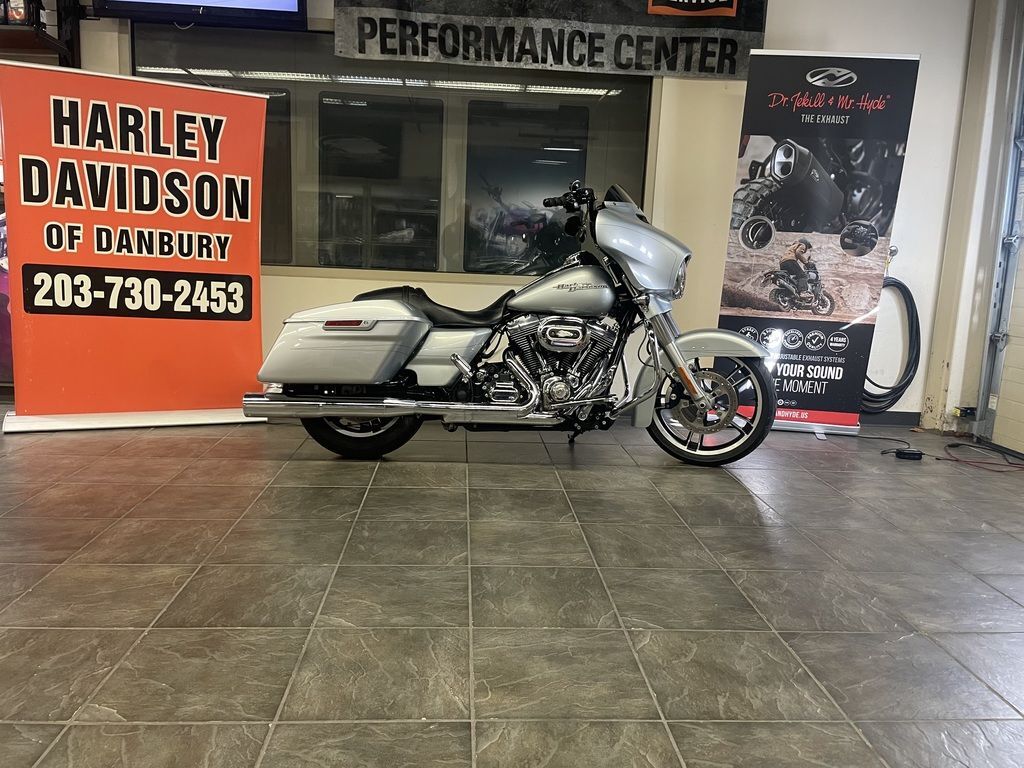 2015 Harley-Davidson® FLHXS - Street Glide® Special SPECIAL in Danbury, CT