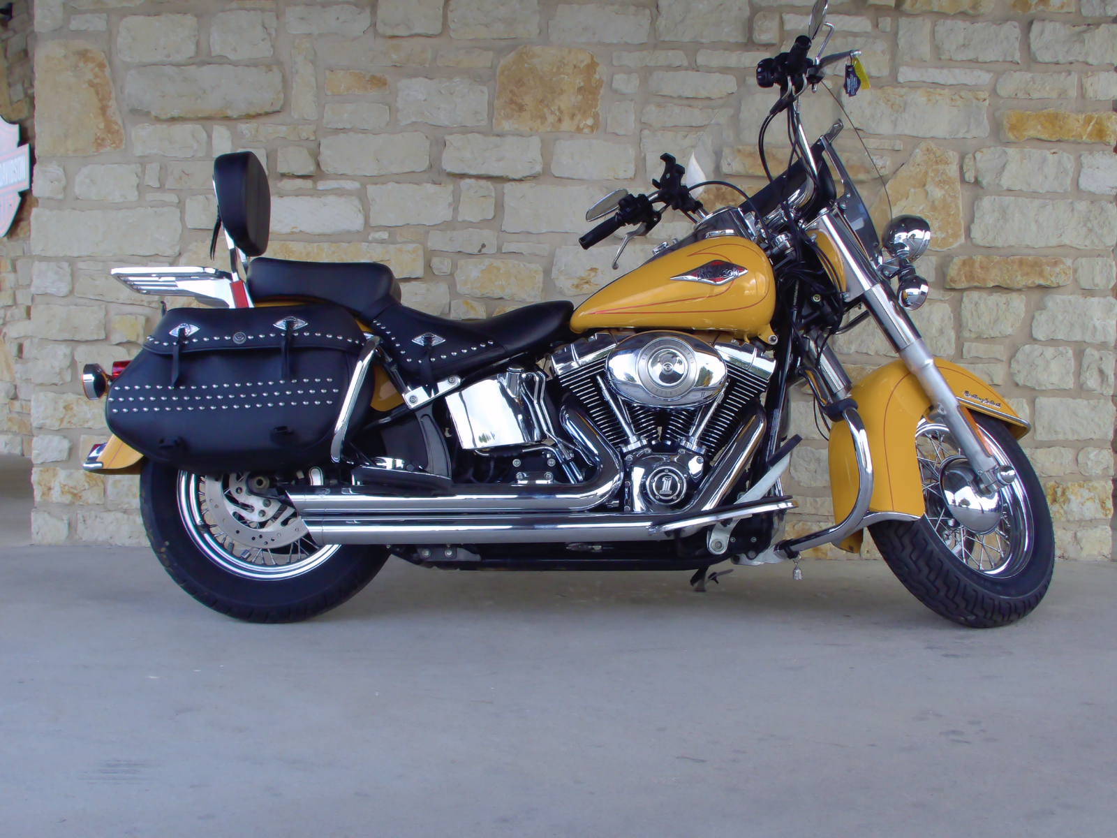 2011 Harley-Davidson HERITAGE SOFTAIL CLASSIC CLASSIC in Waco, TX