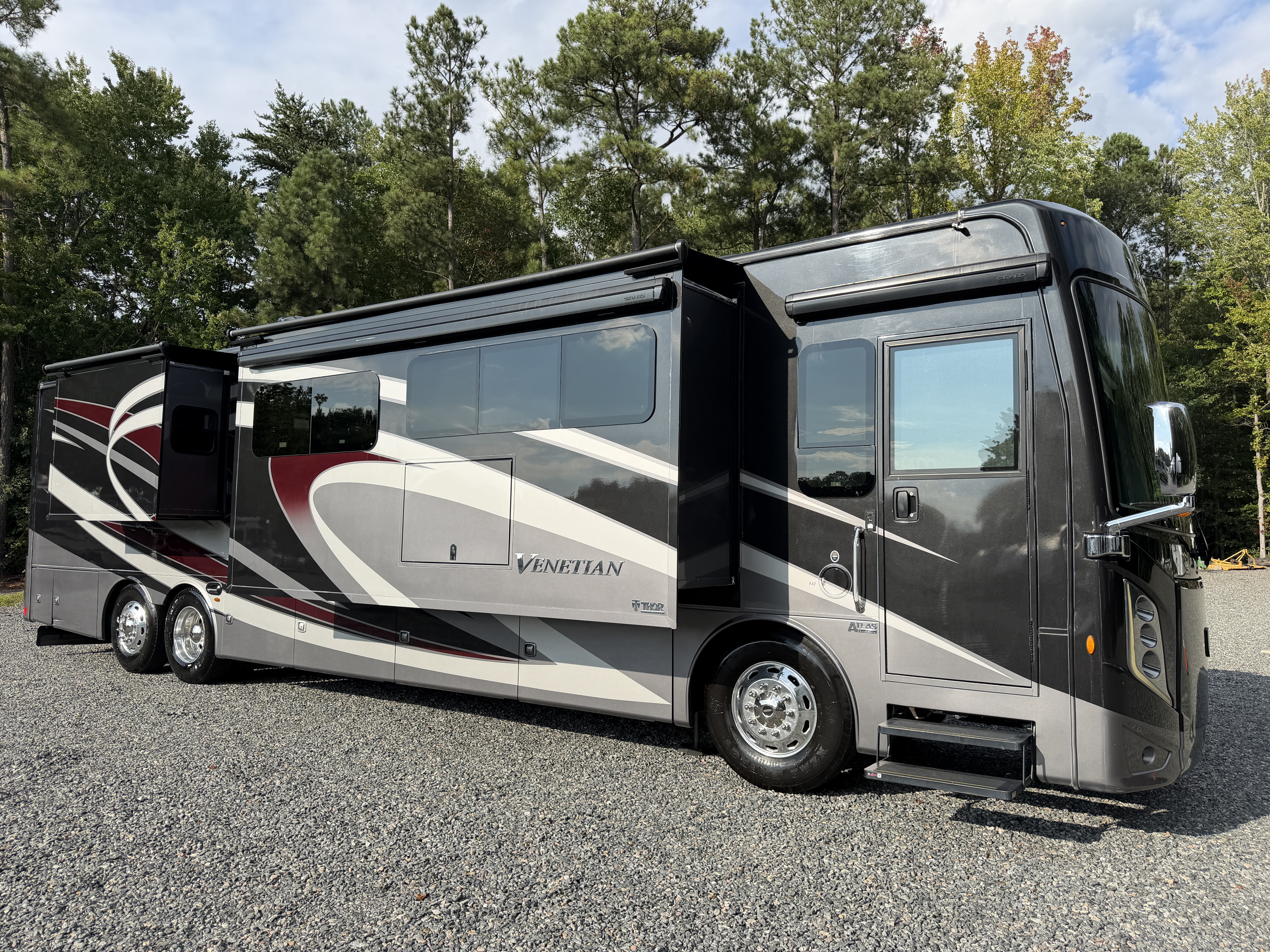 2021 Thor Venetian 42F F42 in ashland VA