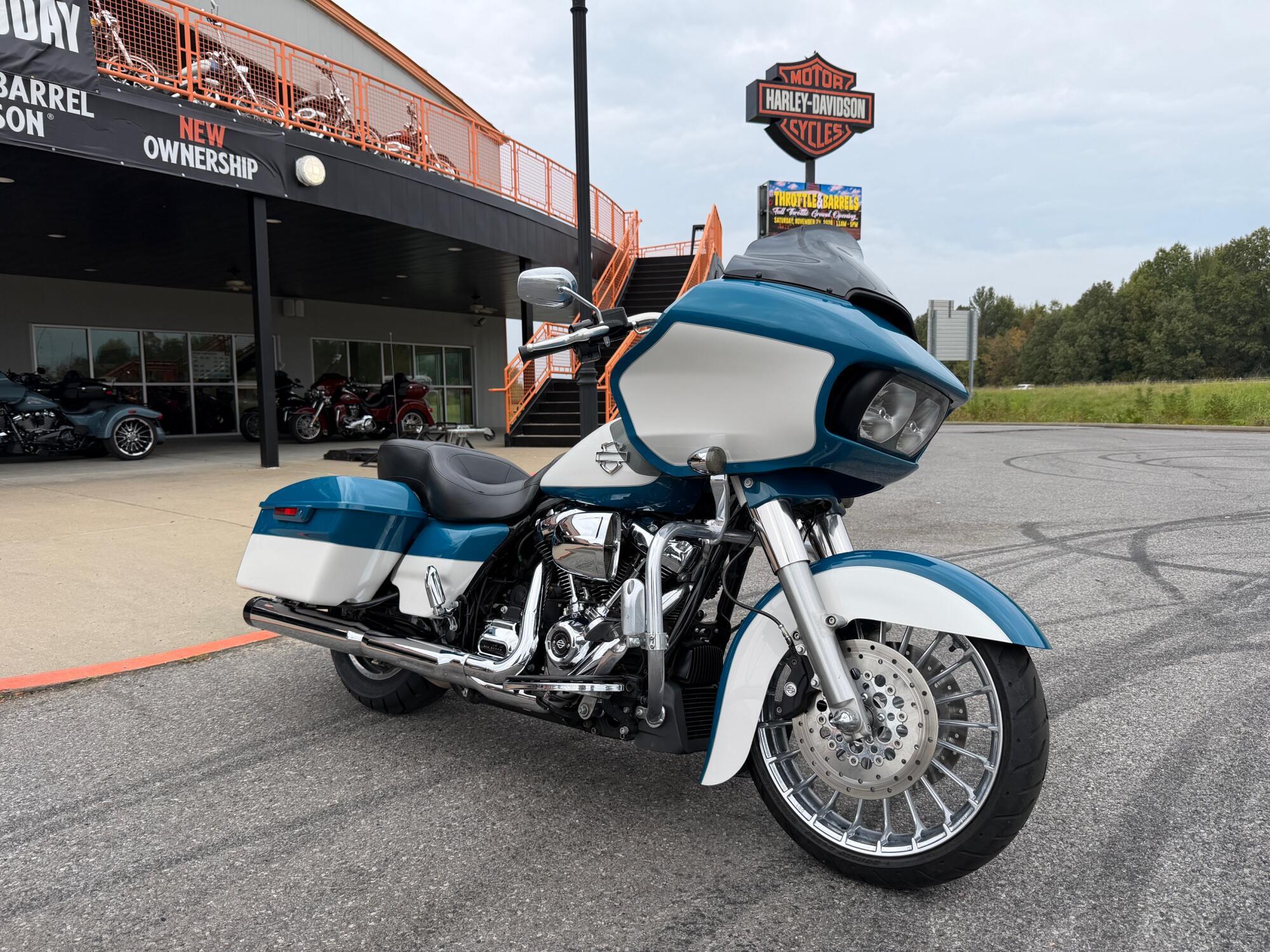 2017 Harley-Davidson Road Glide Special SPECIAL FLTRXS in Winterville, NC
