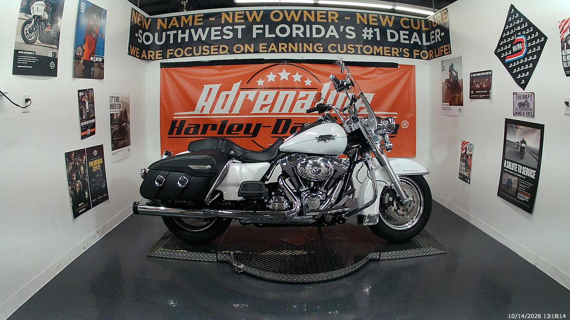 2013 Harley-Davidson Road King Classic CLASSIC in Sarasota, FL
