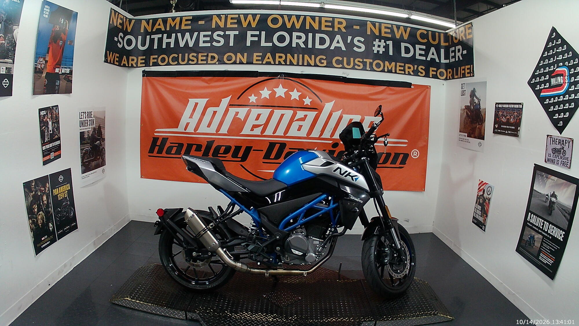 2022 CFMOTO 300 NK NK in Sarasota, FL