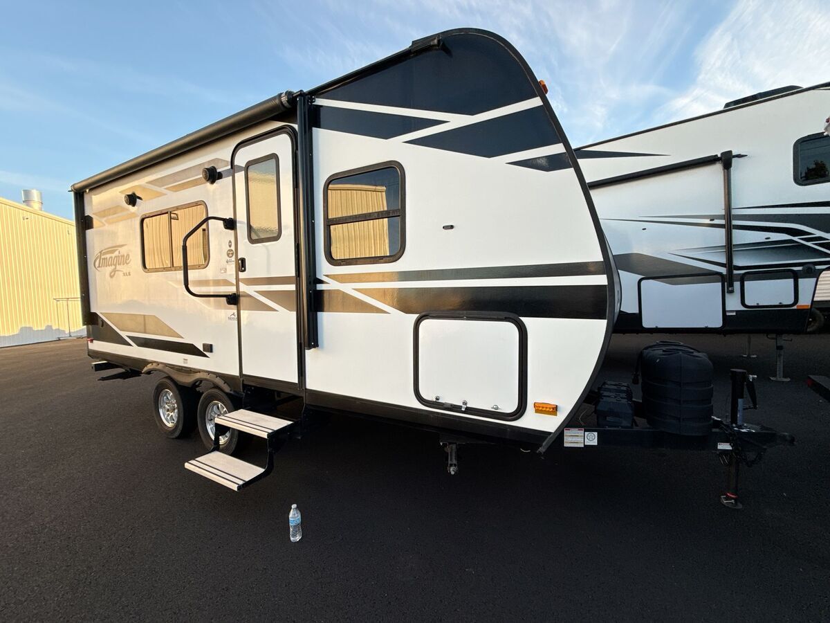 2018 Grand Design Imagine XLS 18RBE in medford OR