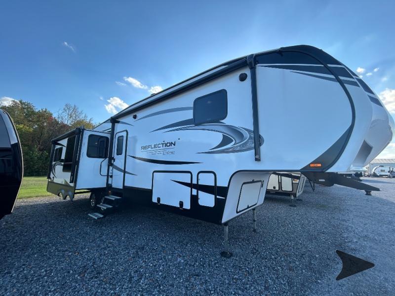 2021 Grand Design Reflection 337RLS RV
