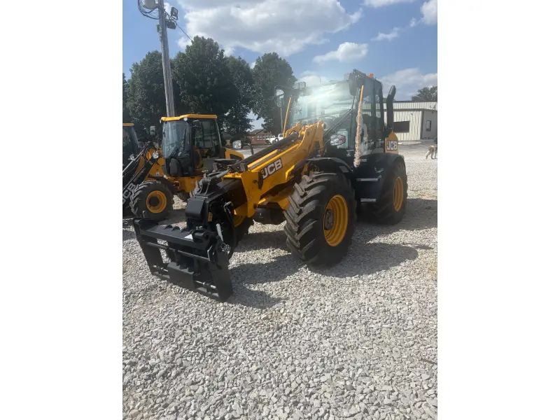 2025 JCB TM320 Agri