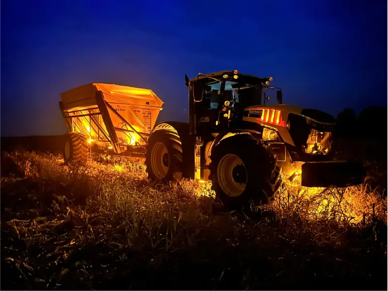 2017 JCB 8290
