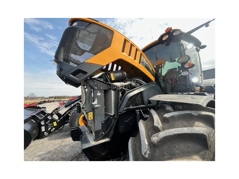 2017 JCB 8290