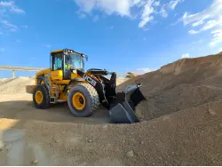 2026 JCB 437