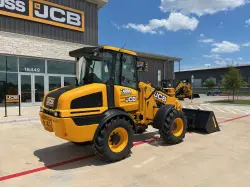 2025 JCB TM220