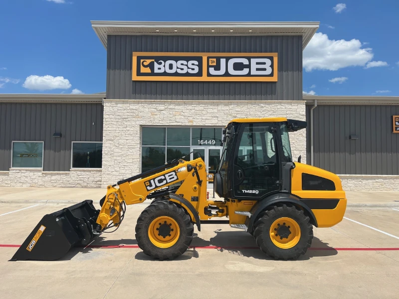 2025 JCB TM220