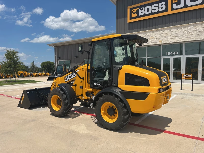2025 JCB TM220