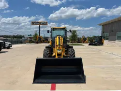 2025 JCB TM220