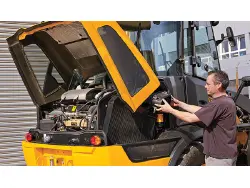 2025 JCB TM220