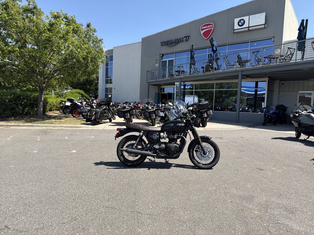 2026 Triumph Bonneville T120 Black Jet black BLACK in Charlotte, NC