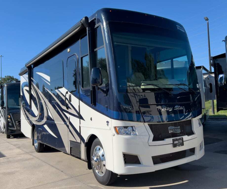 2023 Newmar BAY STAR 3014 in sanford FL