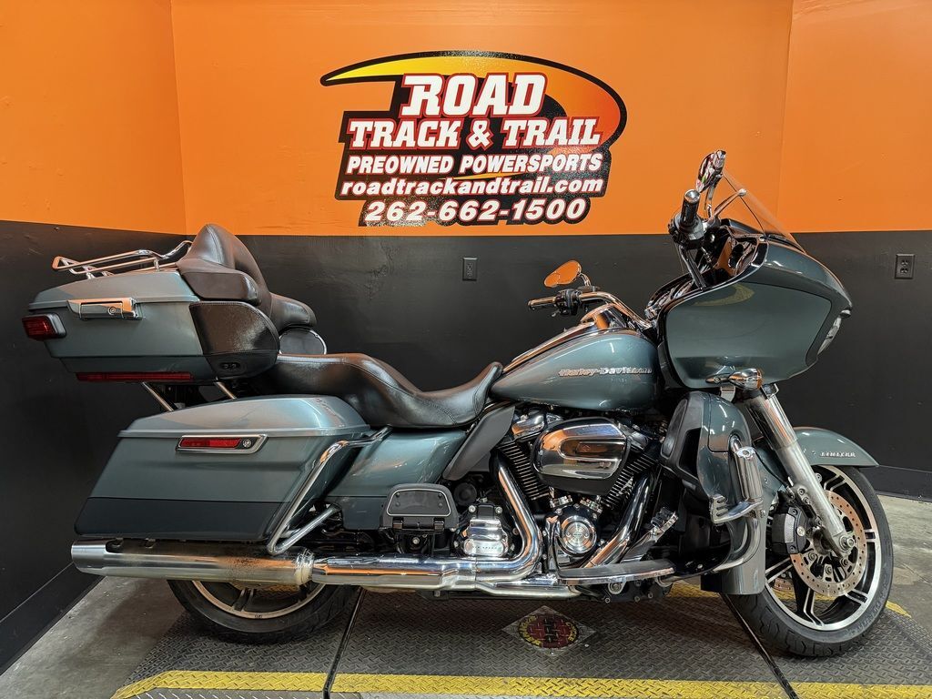 2020 Harley-Davidson® FLTRK - Road Glide® Limited LIMITED in Big Bend, WI