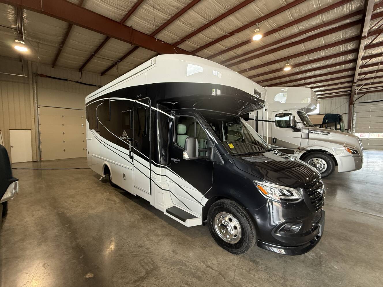 A photo of this 2027 Newmar Freedom Aire 2512