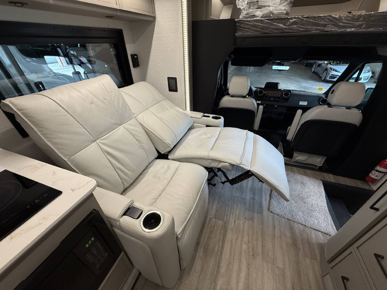 A photo of this 2027 Newmar Freedom Aire 2512