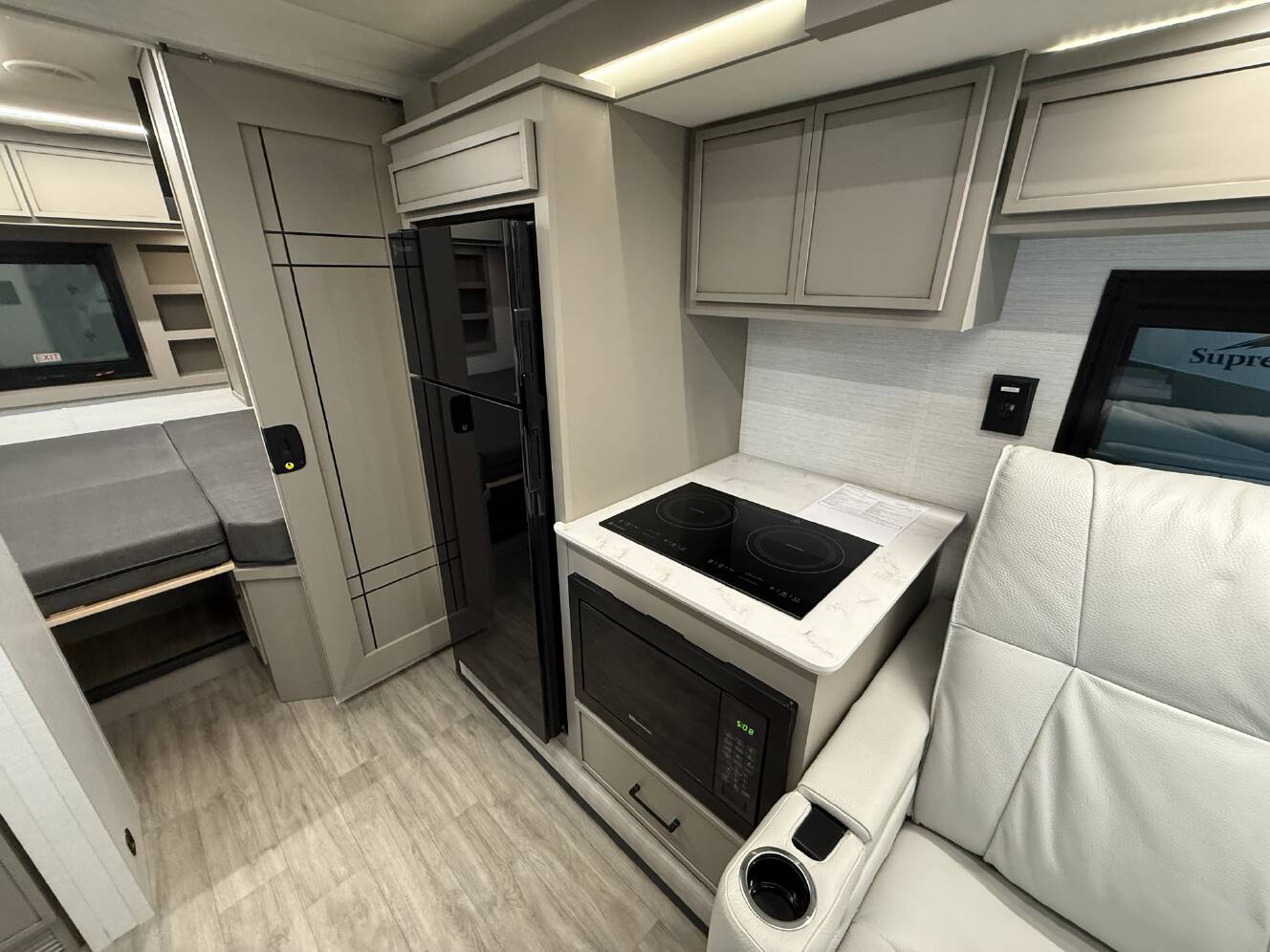 A photo of this 2027 Newmar Freedom Aire 2512