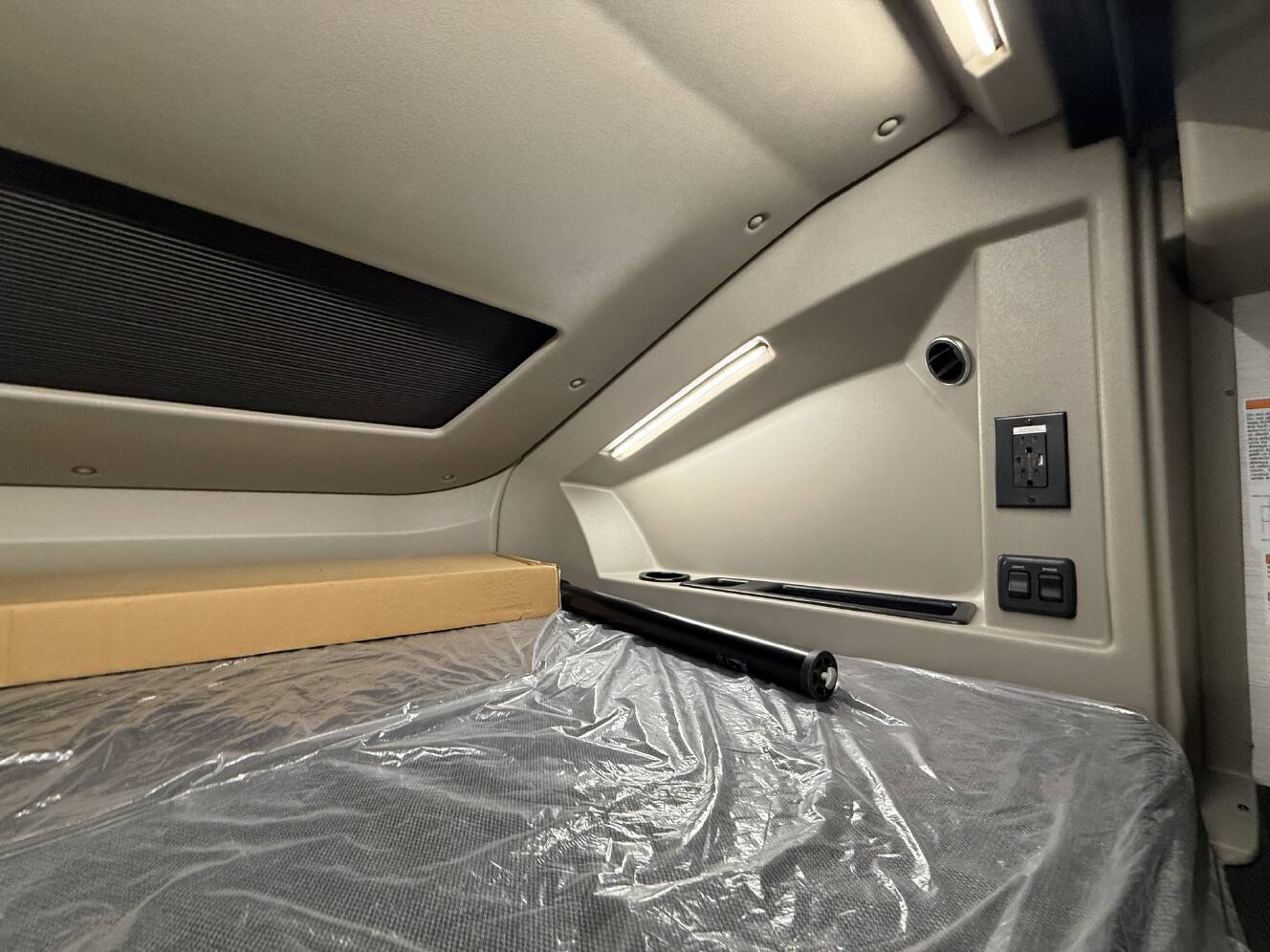 A photo of this 2027 Newmar Freedom Aire 2512