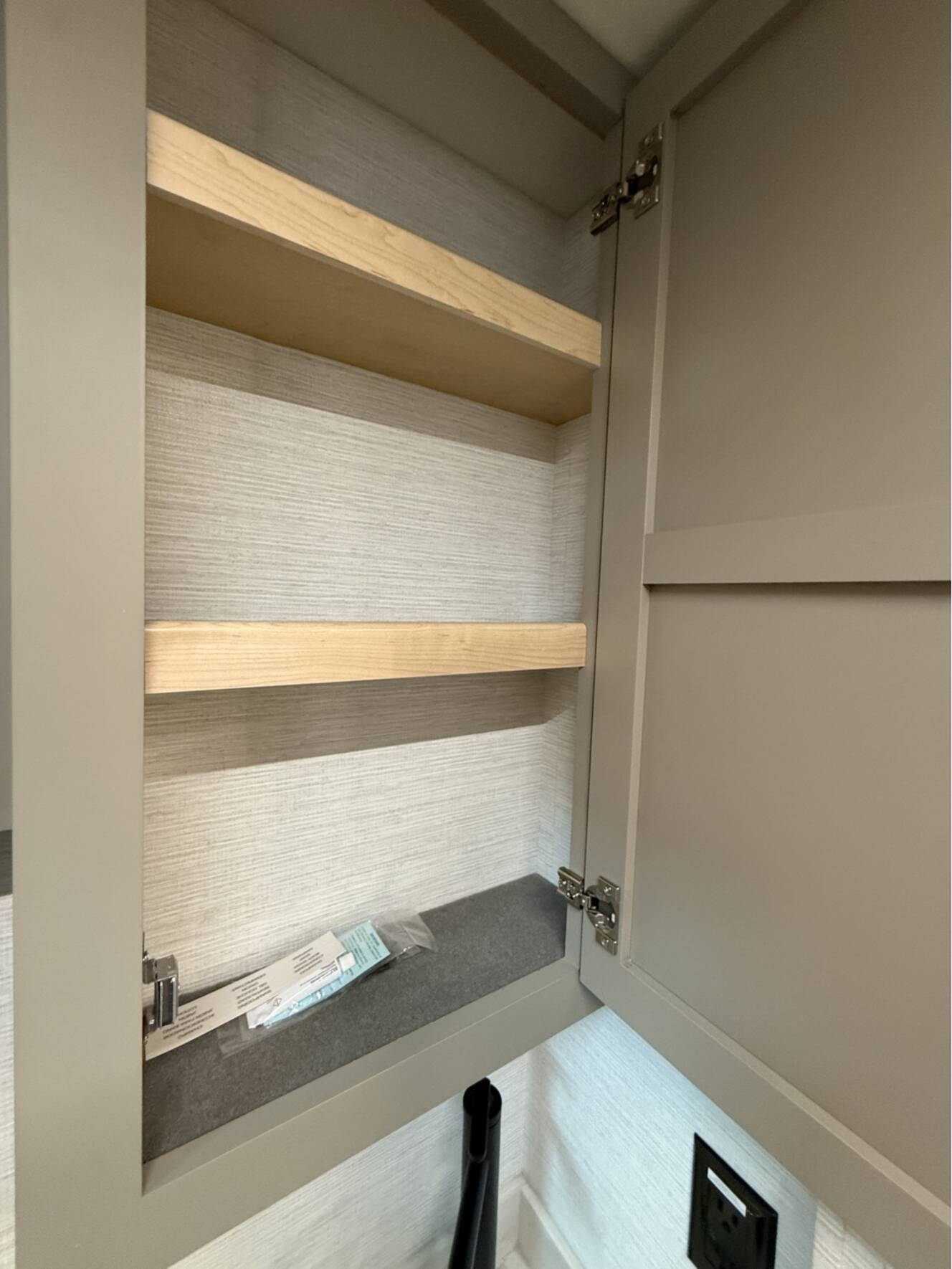 A photo of this 2027 Newmar Freedom Aire 2512