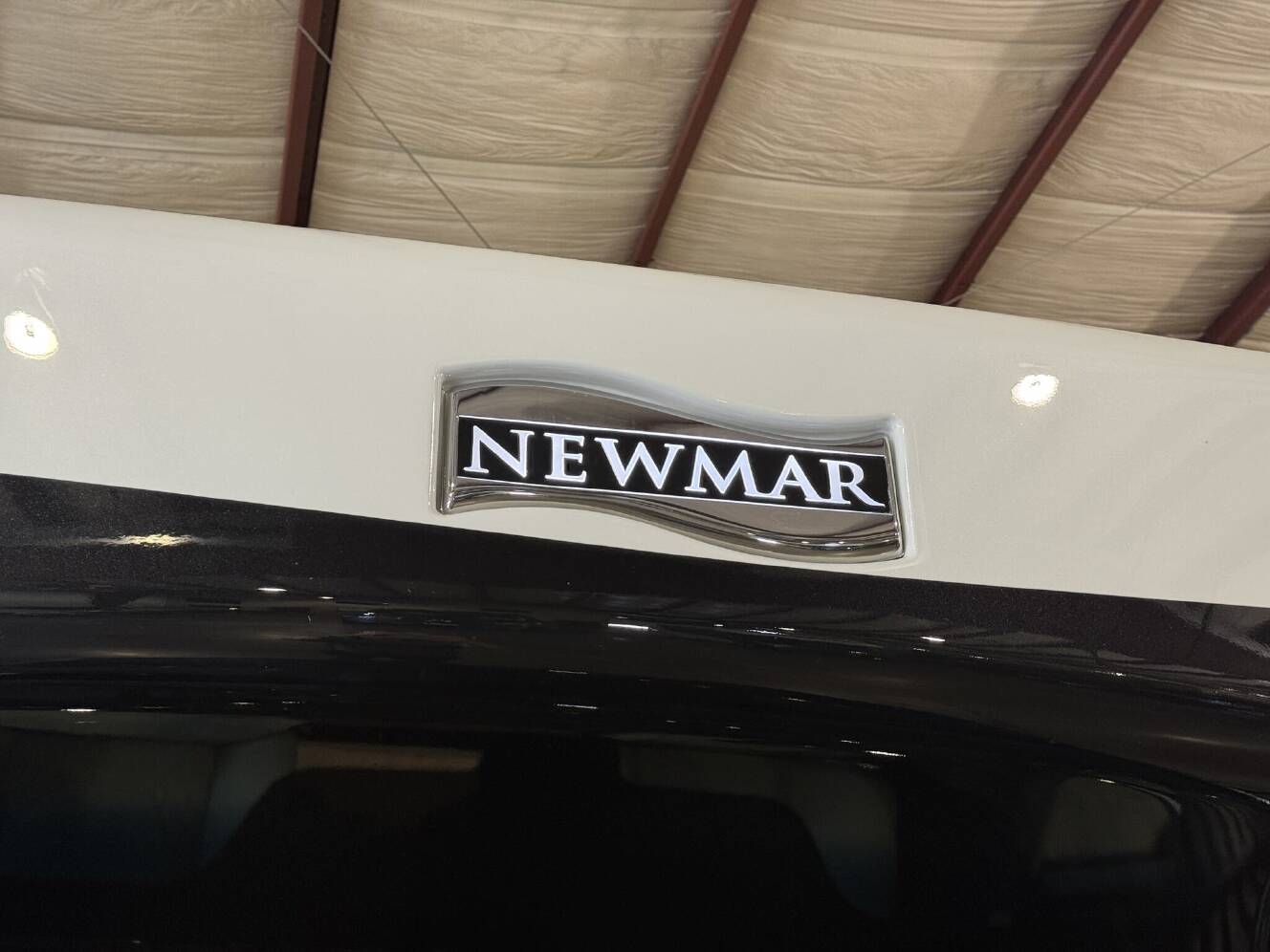 A photo of this 2027 Newmar Freedom Aire 2512