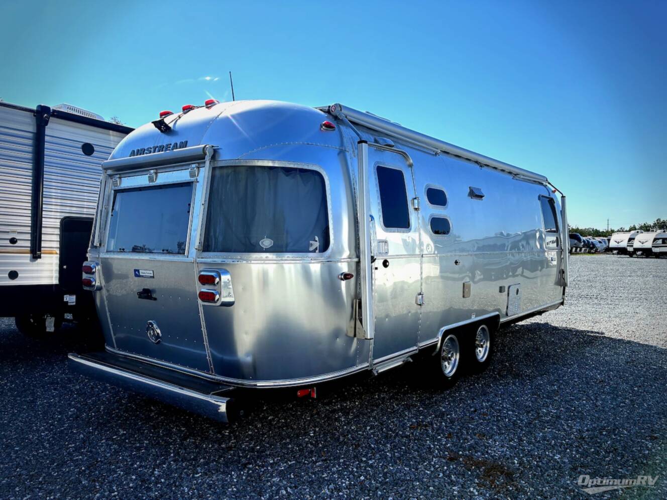 A photo of this 2019 Airstream Tommy Bahama 27FB