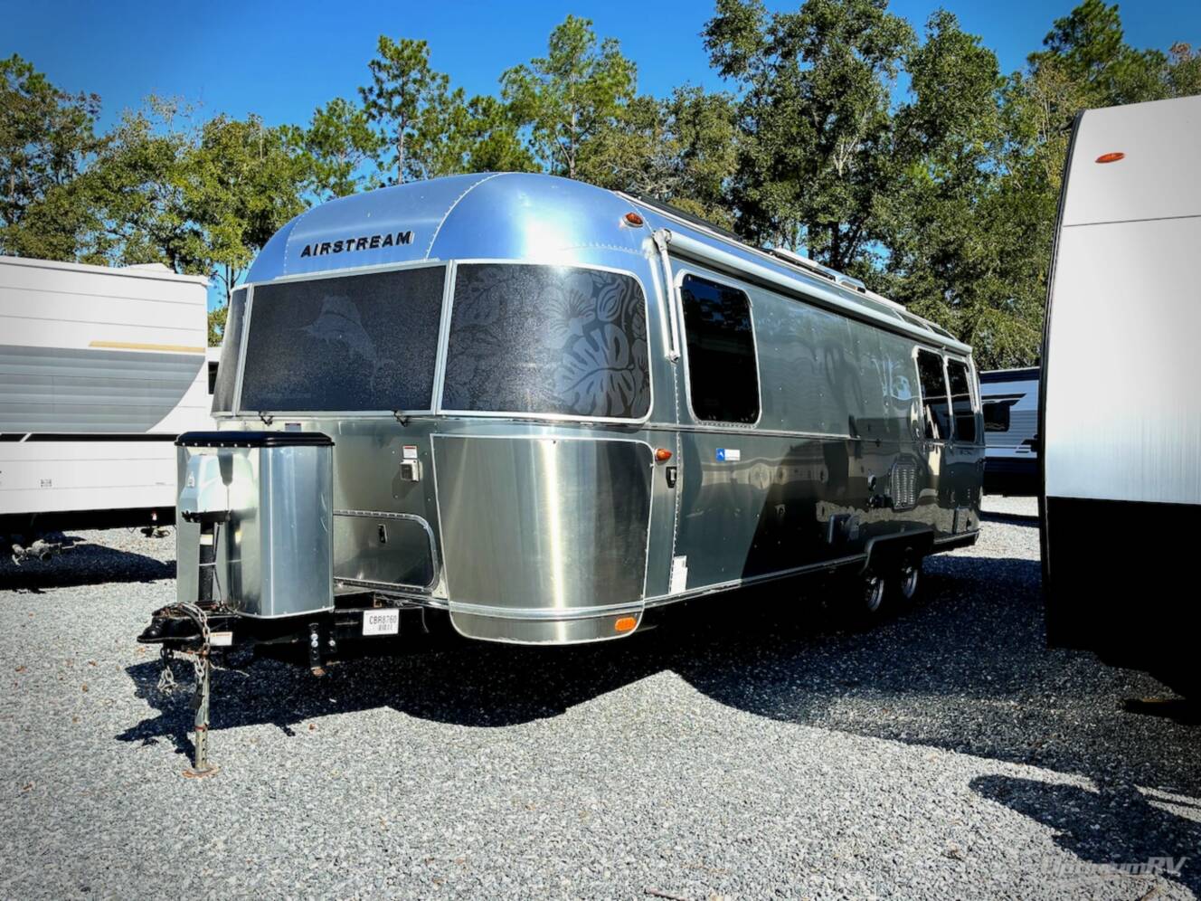 A photo of this 2019 Airstream Tommy Bahama 27FB