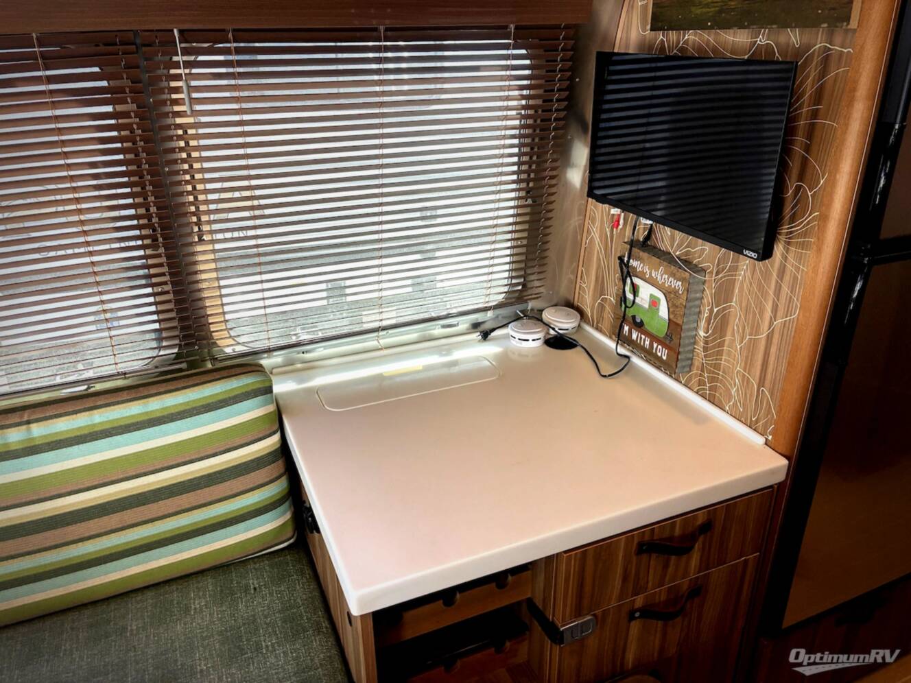 A photo of this 2019 Airstream Tommy Bahama 27FB