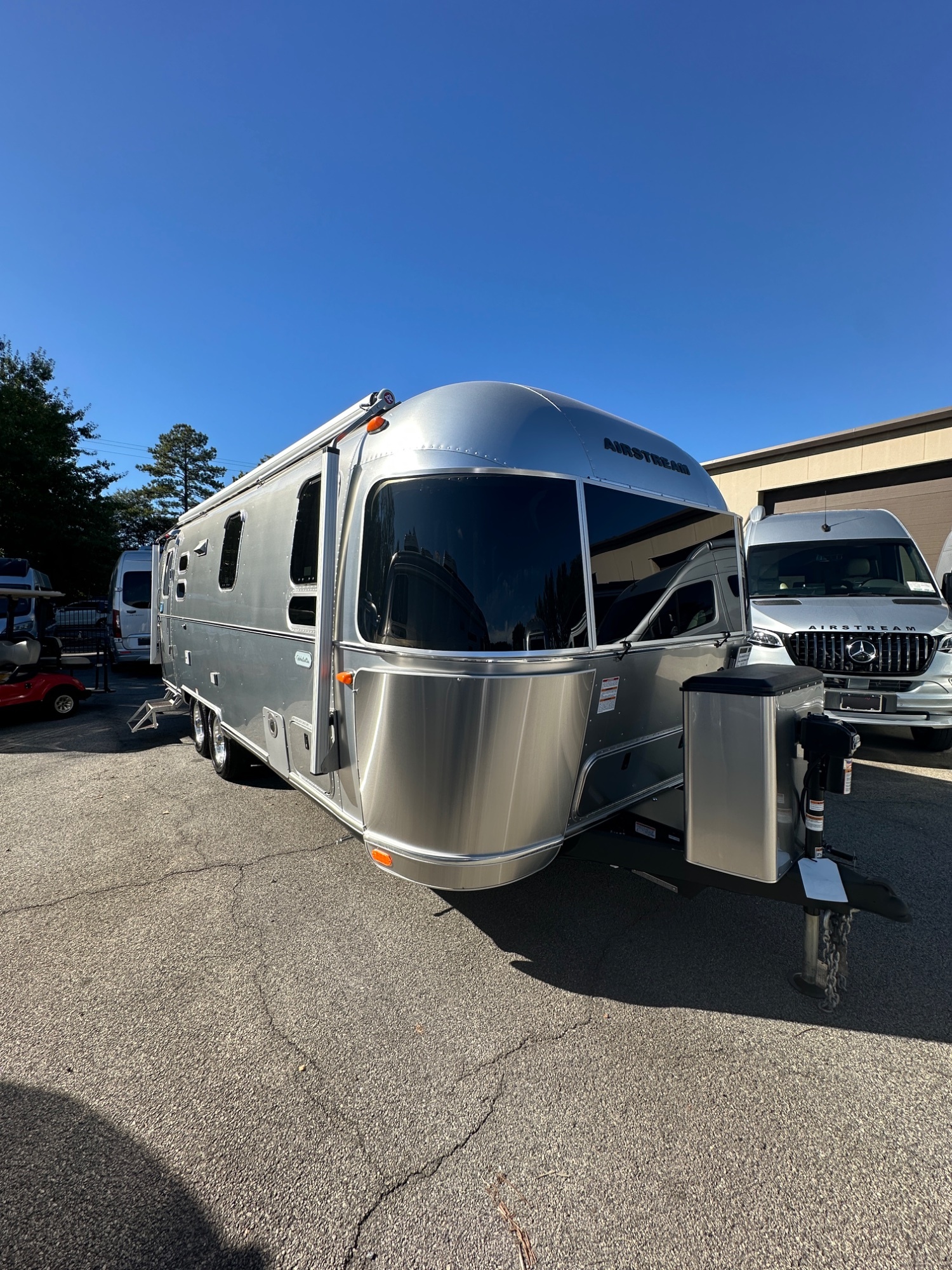 2027 Airstream Globetrotter 25FB Twin in norcross GA
