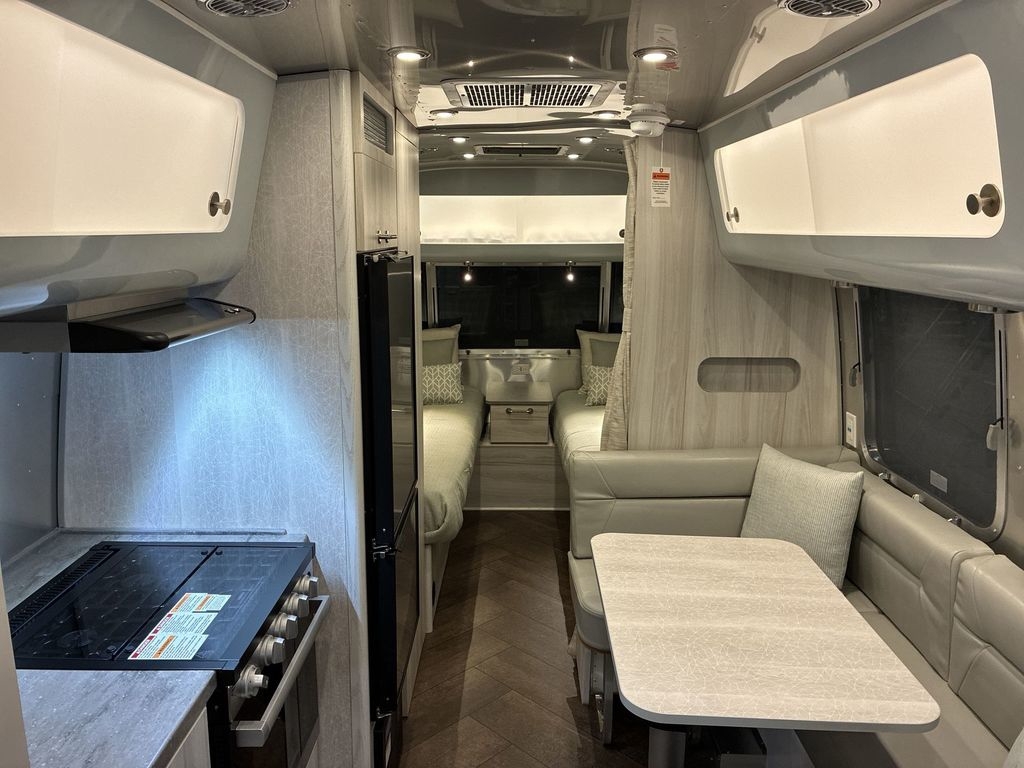2027 Airstream International 23FB in fairfield CA