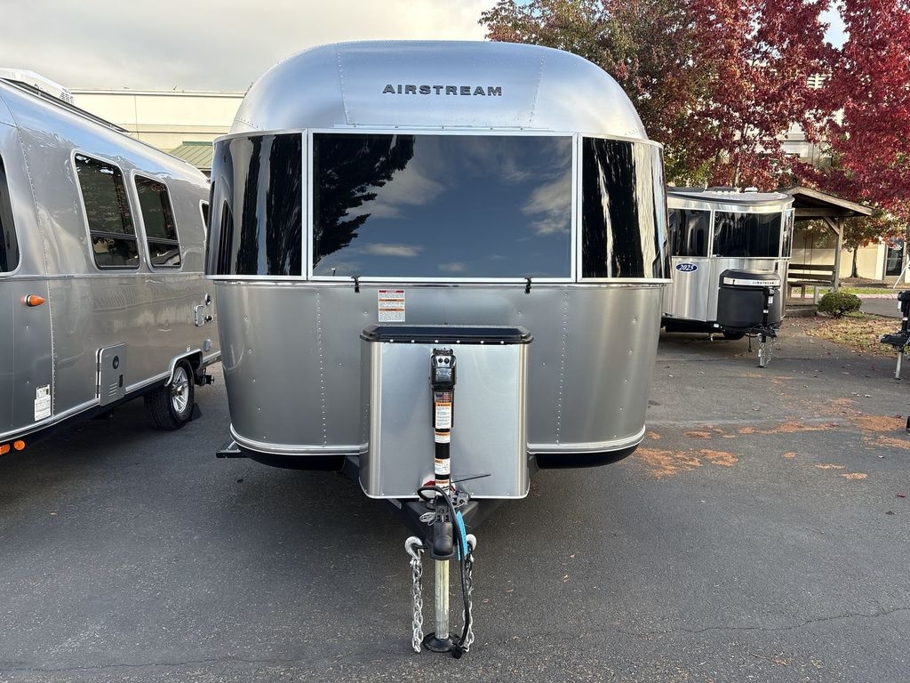 2027 Airstream Bambi 16RB in milton WA