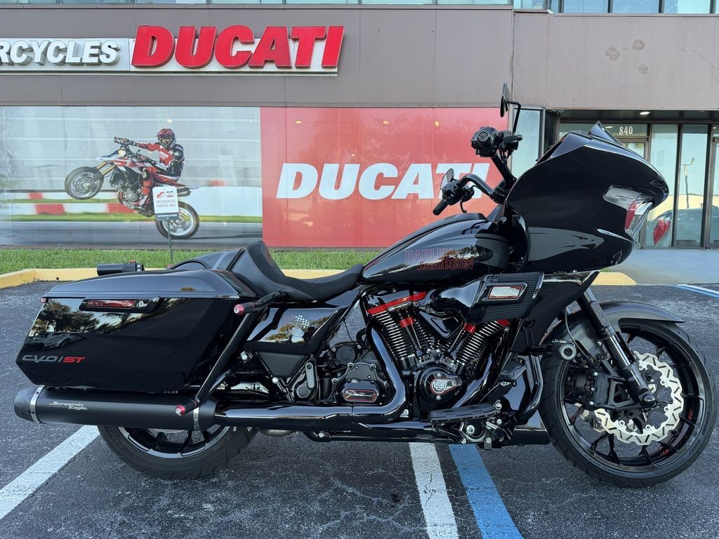 2024 Harley-Davidson® FLTRXSTSE - CVO Road Glide® ST CVO ST in Pompano Beach, FL