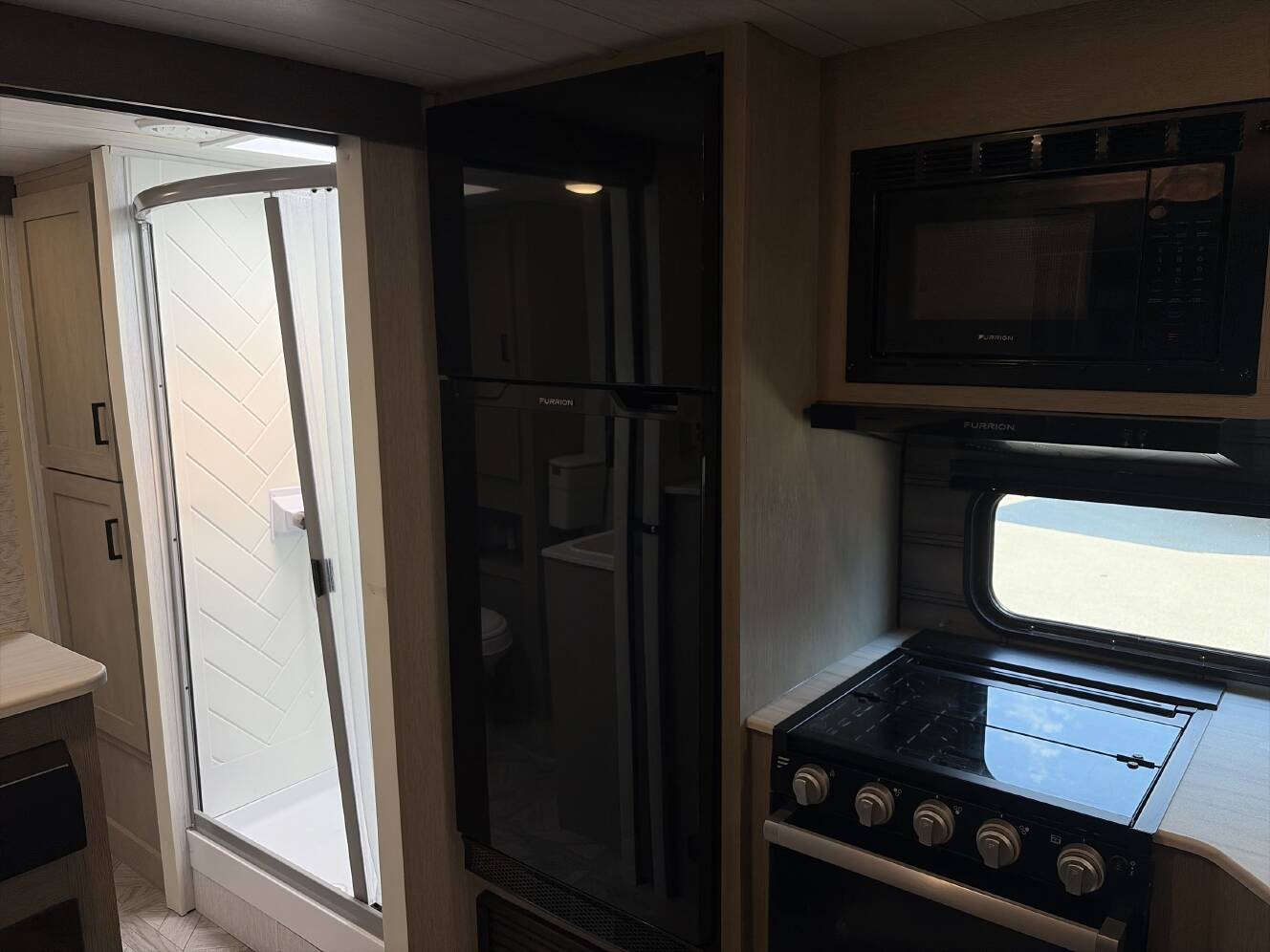 A photo of this 2023 Forest River SALEM CRUISE LITE 24RLXLX