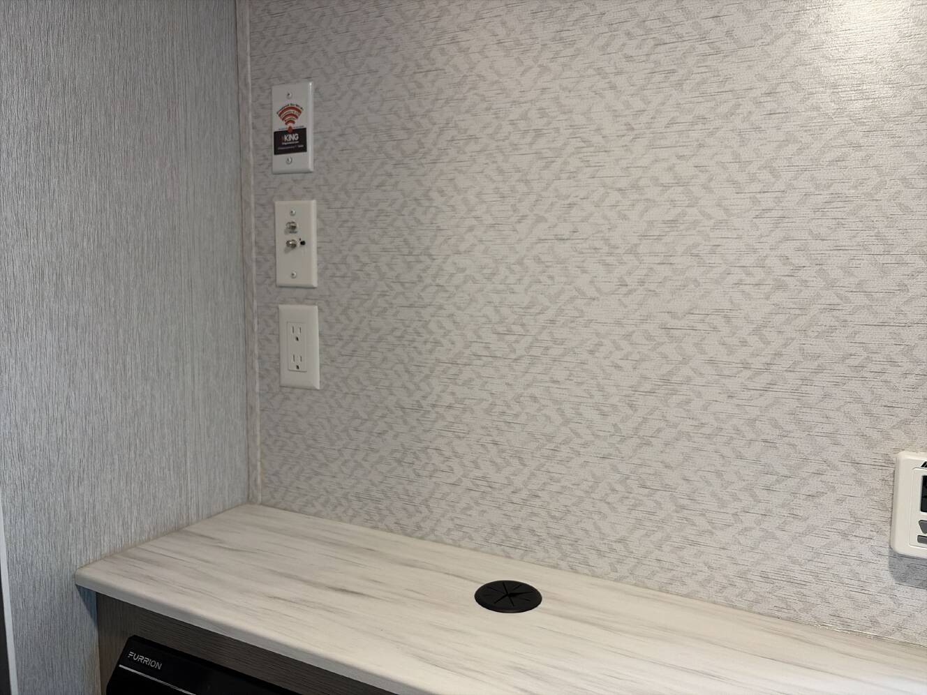 A photo of this 2023 Forest River SALEM CRUISE LITE 24RLXLX