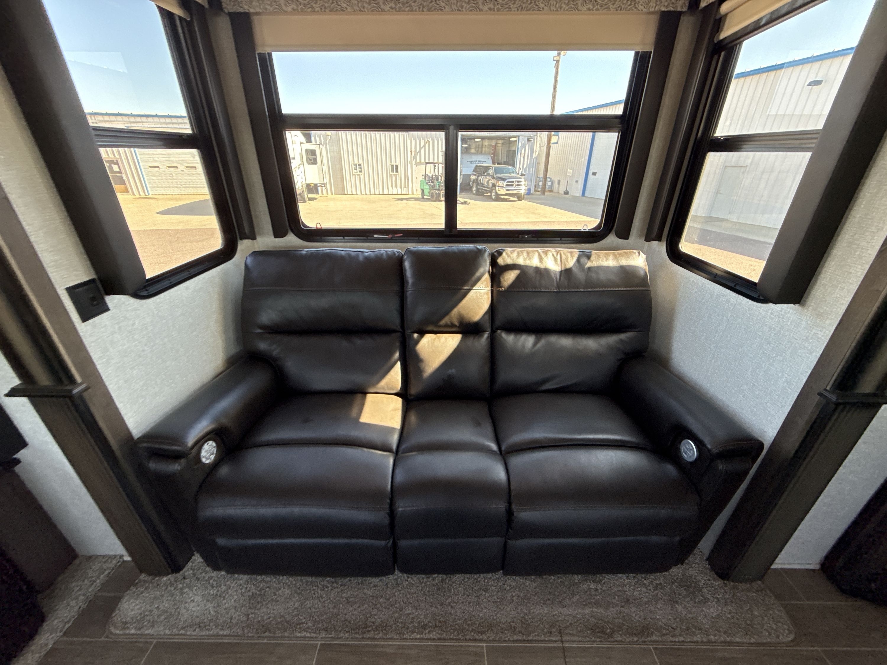 2020 Keystone MONTANA 3561RL in sioux falls SD