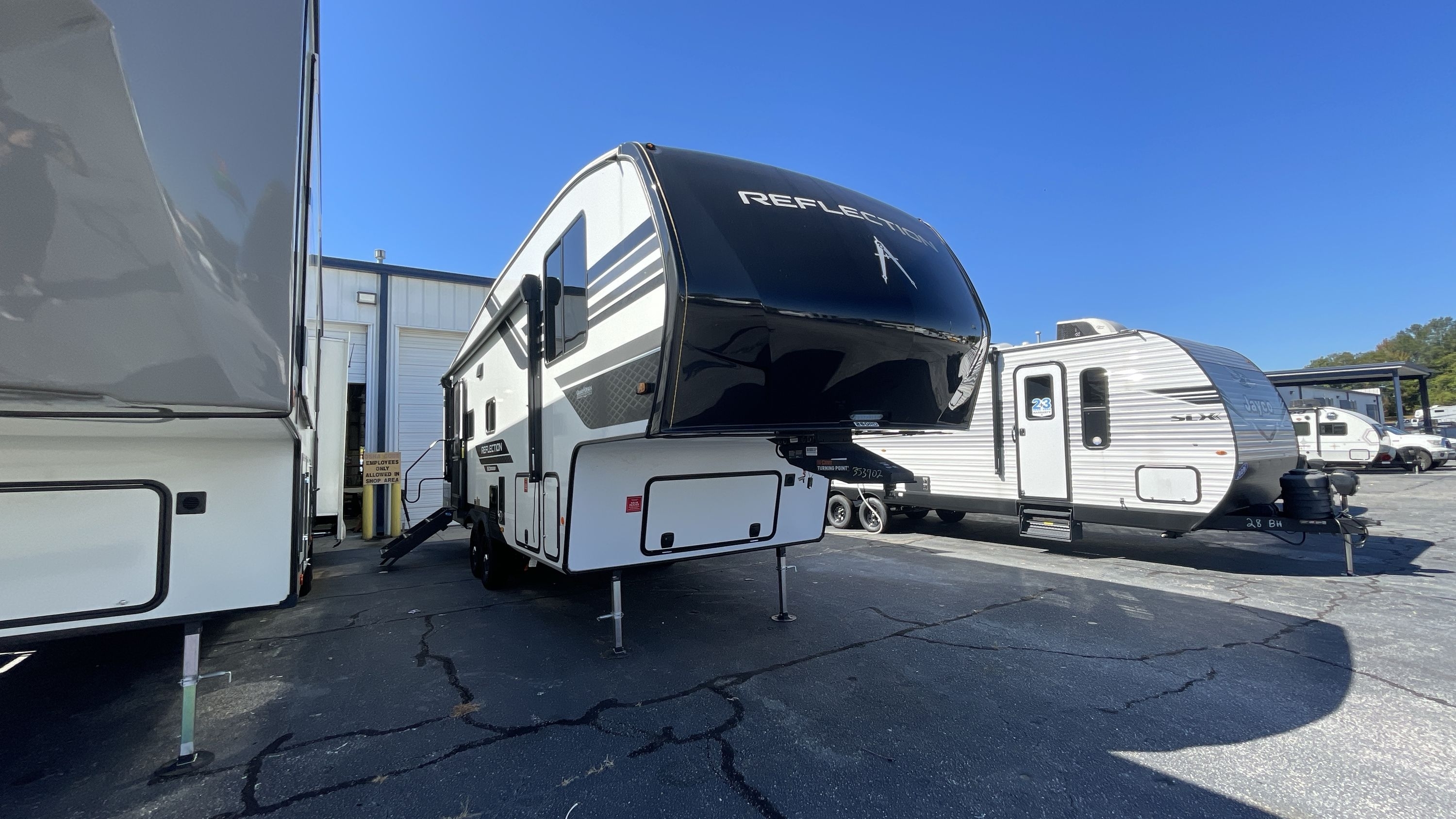 2026 Grand Design REFLECTION 150 SERIES 260RD in spartanburg SC