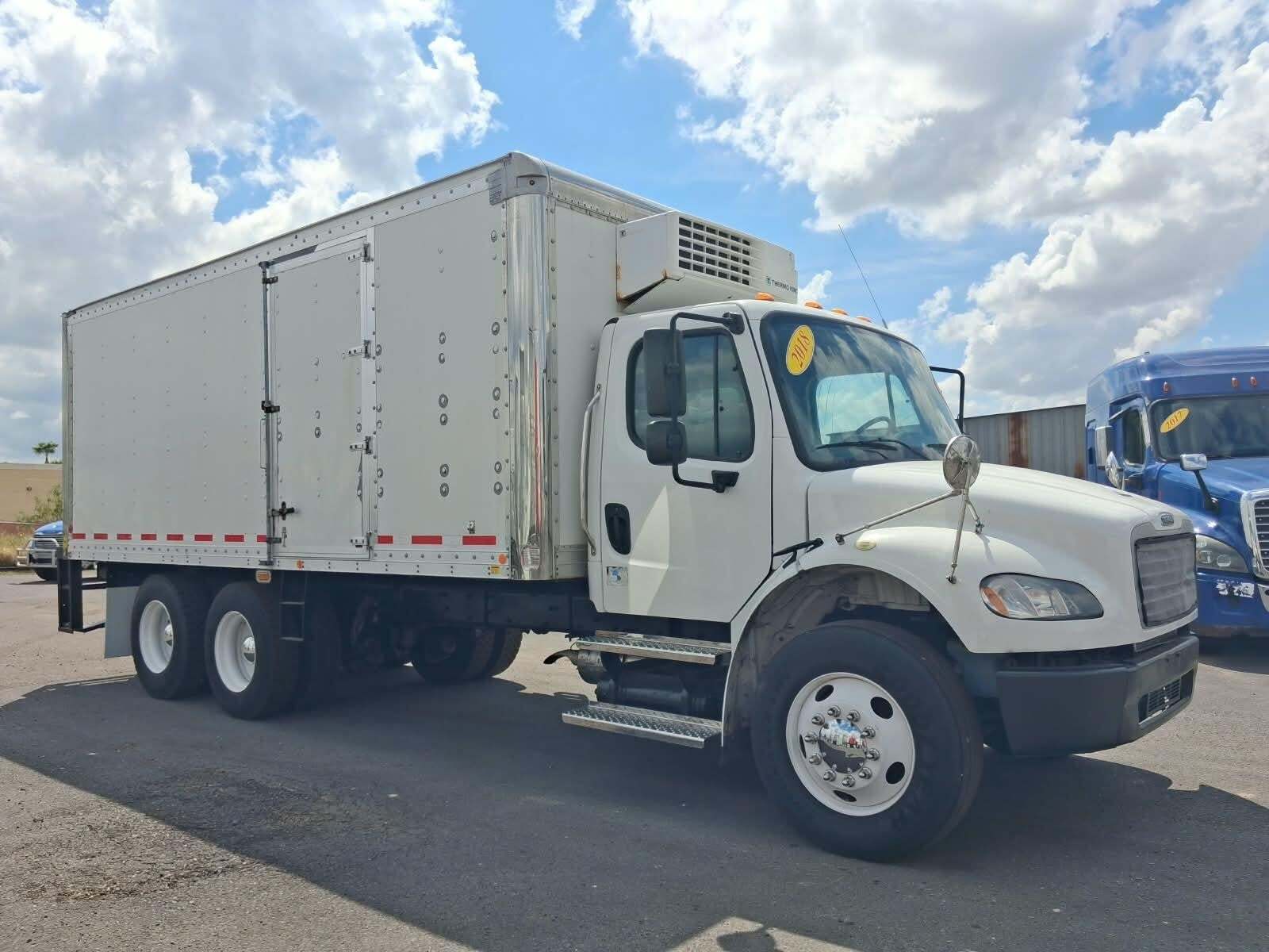 2018 FREIGHTLINER BUSINESS CLASS M2 106 in Mission, TX