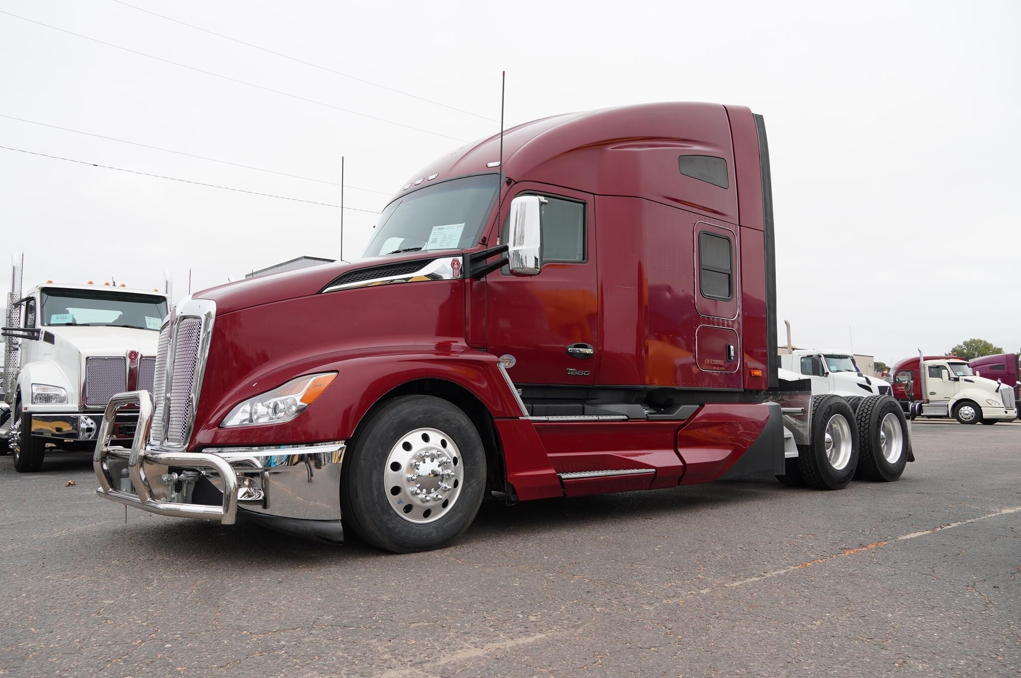 2024 KENWORTH T680 in Sioux Falls, SD