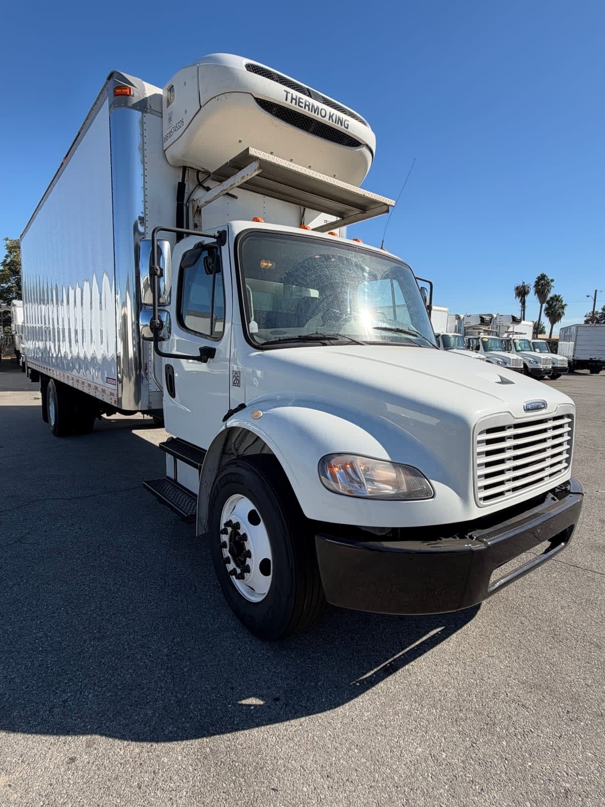 2018 FREIGHTLINER BUSINESS CLASS M2 106 in Montebello, CA