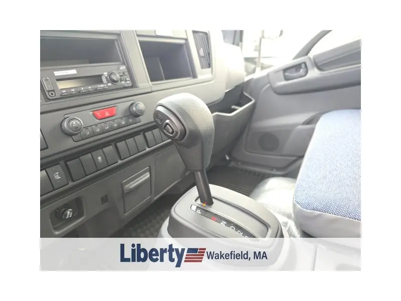 2025 Isuzu NPR HD