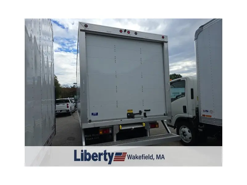 2026 ISUZU NPR HD