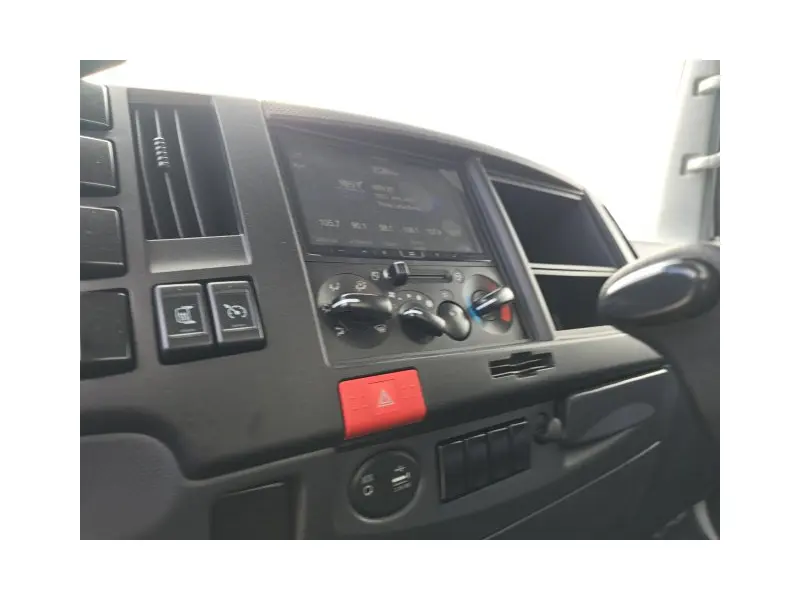 2026 ISUZU NPR HD