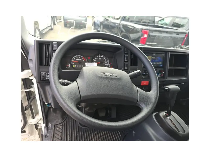 2026 ISUZU NPR HD