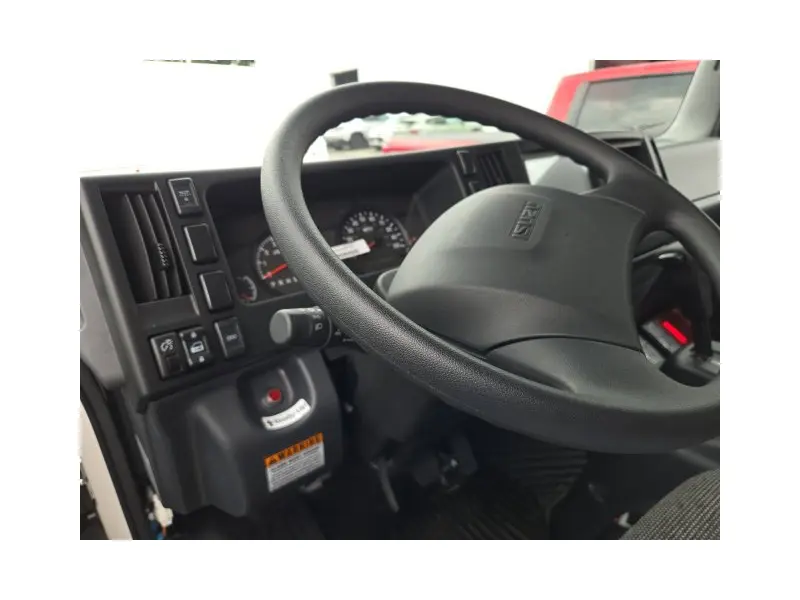 2027 ISUZU NPR HD