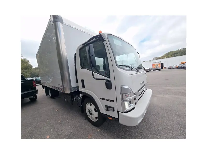 2024 Isuzu NPR XD Diesel w/ 18ft Morgan Dry Freight Body