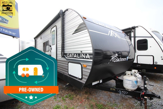 2024 Coachmen Catalina Summit SERIES 8 221MKE in greencastle PA