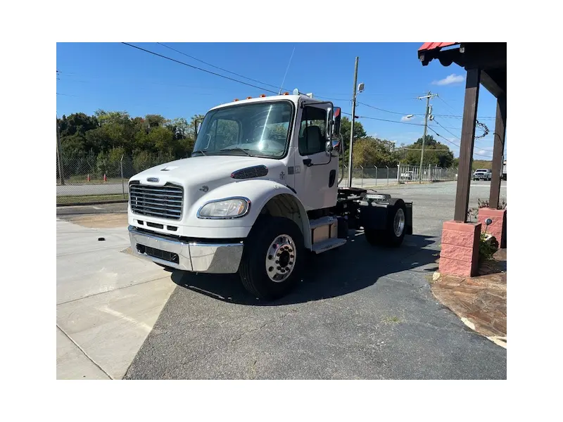 2019 FREIGHTLINER BUSINESS CLASS M2 106