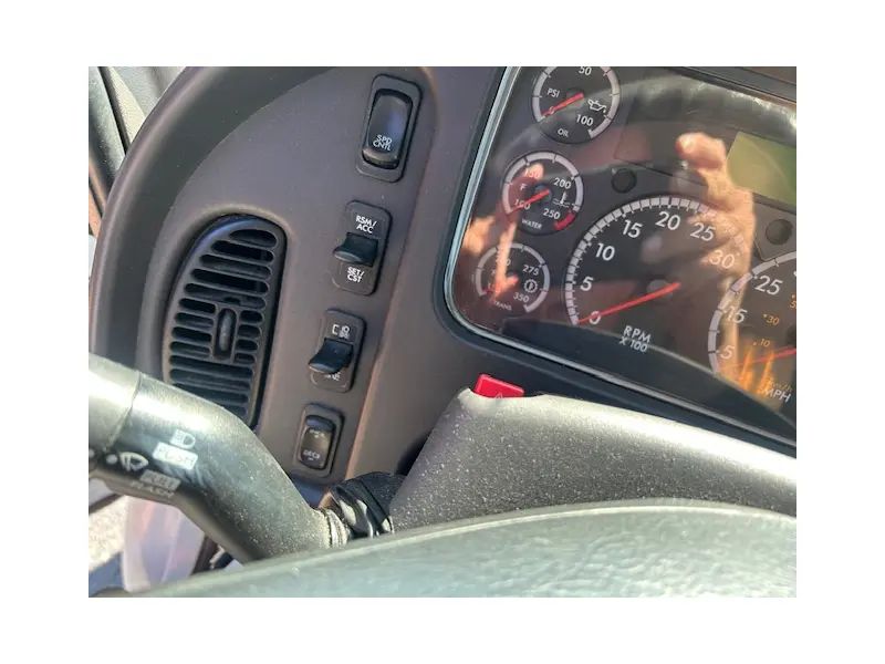 2019 FREIGHTLINER BUSINESS CLASS M2 106